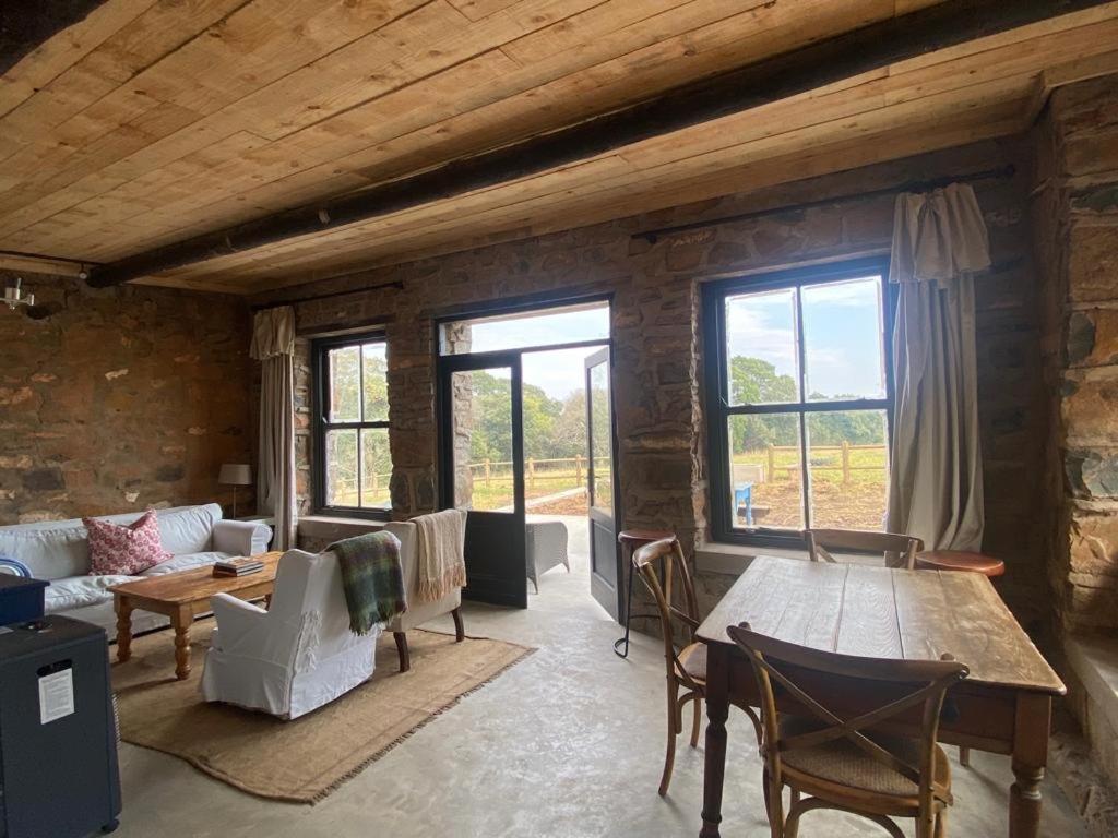 Yellowwoods Farm - Willoughbys Cottage And Old Stables Cottage Curryʼs Post Exterior foto